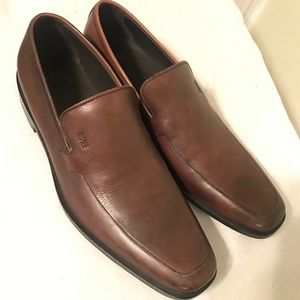 Brand New Hugo Boss Brown color Size 10. Authentic